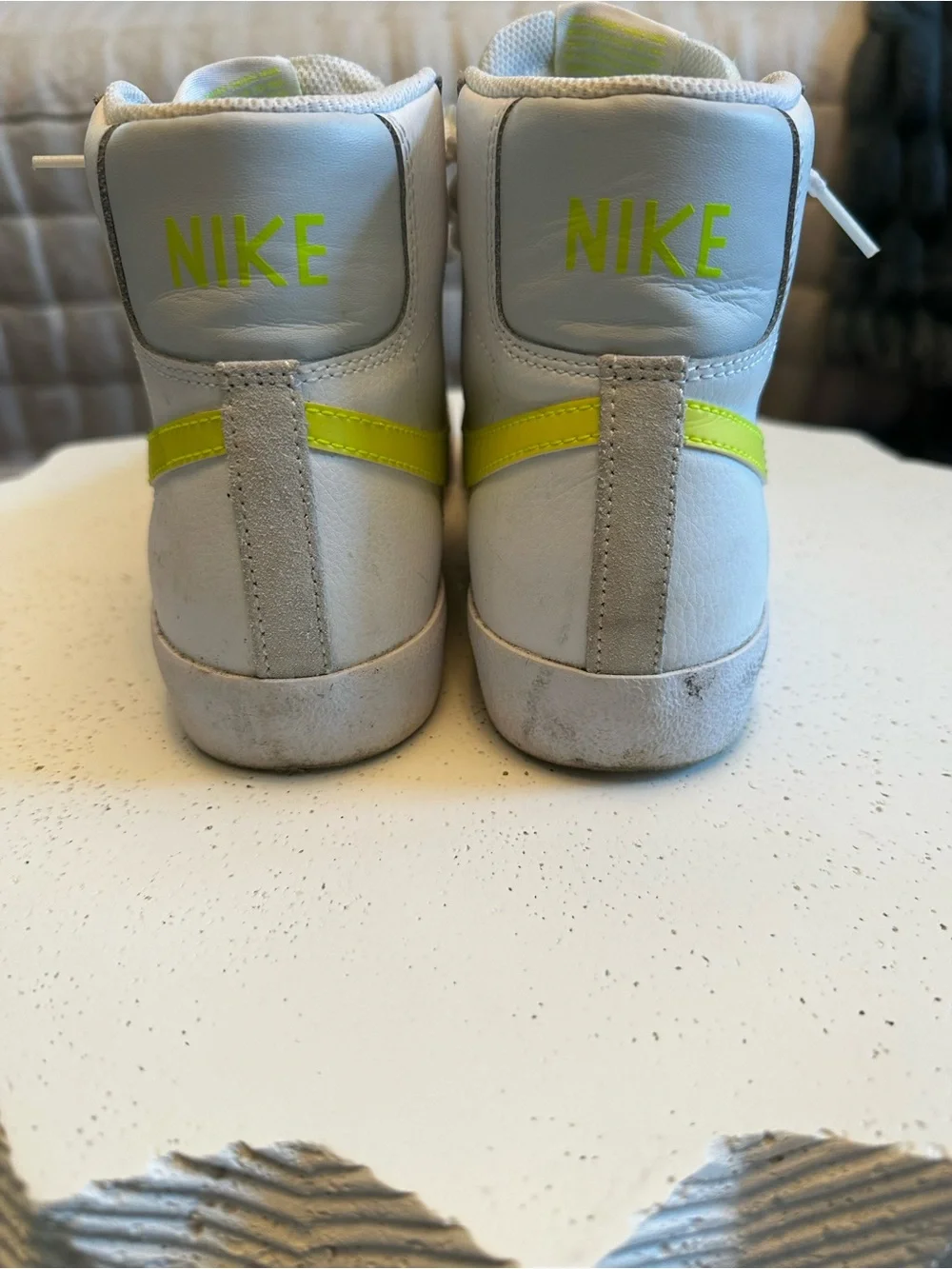 Nike Women's Blazer Mid 77🍋
